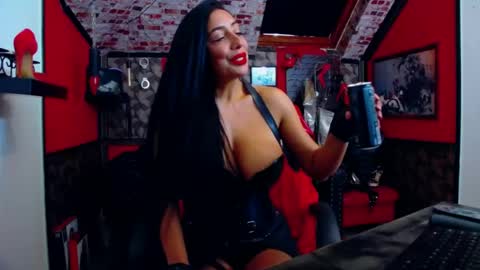 Snapshot of belatrixdomme chatting on 06/14/26, 01:57 BelatrixDomme online show from 06/14/26, 01:57