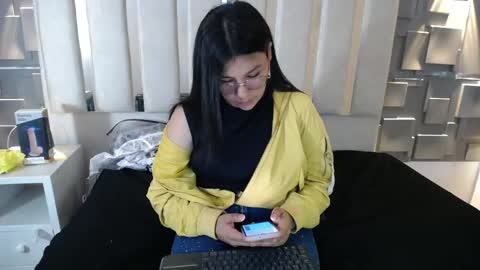 Belen online show from 04/27/26, 03:54