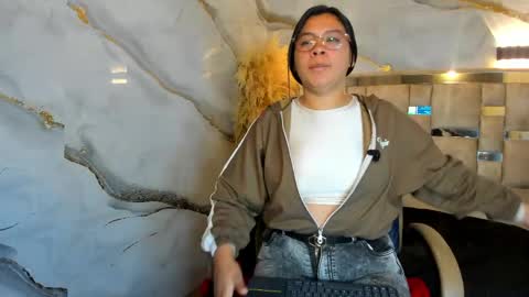Belen online show from 05/06/26, 01:16