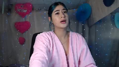modelo independiente online show from 01/05/25, 11:01