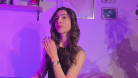 Bel  online show from 09/21/25, 02:35