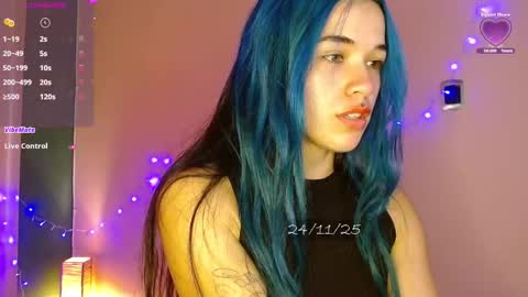   online show from 11/24/25, 03:45