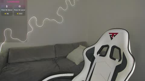 Hi I am Bella online show from 03/15/26, 03:23