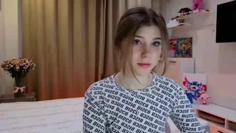 Bella online show from 03/15/26, 06:03