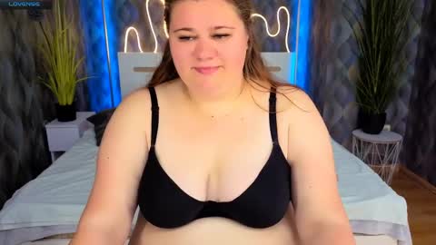 Snapshot of bella_blvack chatting on 05/07/26, 06:19 bella_blvack online show from 05/07/26, 06:19