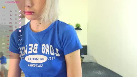 Sofia online show from 12/16/25, 07:13