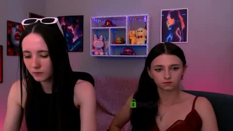 Bella online show from 06/11/26, 01:09