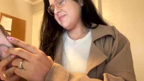 Snapshot of bella_dulce chatting on 02/11/25, 10:28 bella_dulce online show from 02/11/25, 10:28