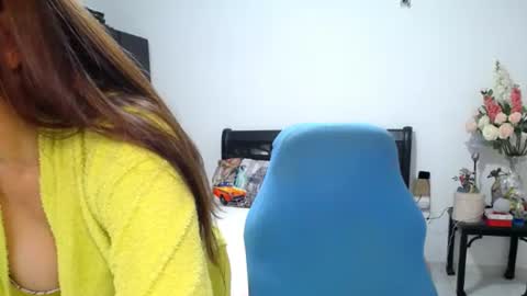 Bella online show from 07/25/26, 06:05