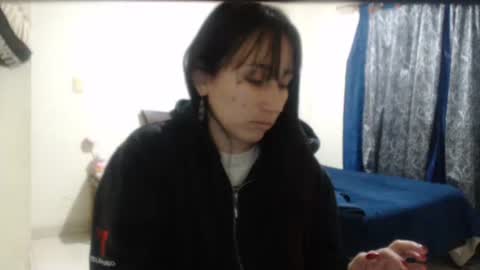 Snapshot of bella_luna34 chatting on 02/11/26, 09:42 bella_luna34 online show from 02/11/26, 09:42