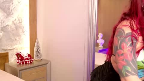  BELLA  online show from 11/28/25, 04:20