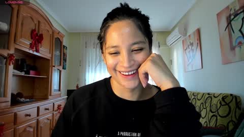 bella_pocahontas3 online show from 01/02/25, 09:22