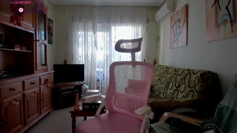 bella_pocahontas3 online show from 02/13/25, 11:17