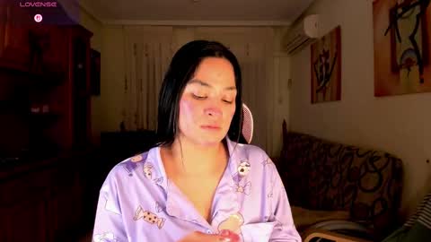 bella_pocahontas3 online show from 03/01/25, 11:58