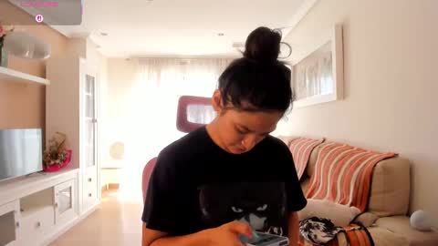 bella_pocahontas3 online show from 09/15/25, 12:38