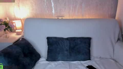 Linda Bella online show from 04/12/26, 01:10