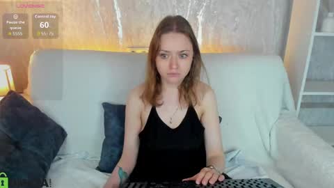 Snapshot of bella_ramsi chatting on 05/25/26, 12:38 Linda Bella online show from 05/25/26, 12:38