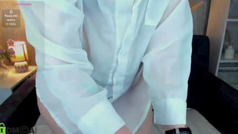 Snapshot of bella_ramsi chatting on 06/17/26, 12:46 Linda Bella online show from 06/17/26, 12:46
