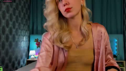 Bella online show from 09/15/25, 12:10