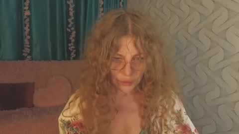 Bella online show from 01/11/26, 03:39