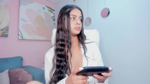 BELLA online show from 11/15/25, 06:26