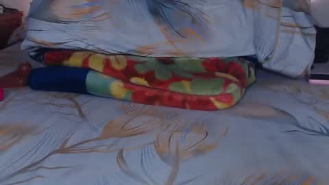 Snapshot of bella_xx9 chatting on 02/03/25, 02:14 bella_xx9 online show from 02/03/25, 02:14