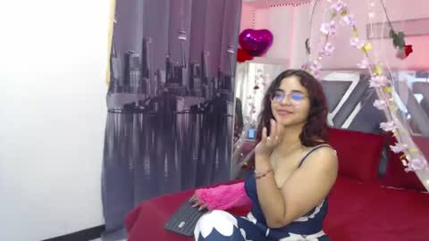 Snapshot of bellabaaker chatting on 11/05/25, 09:15 Bella Baker online show from 11/05/25, 09:15