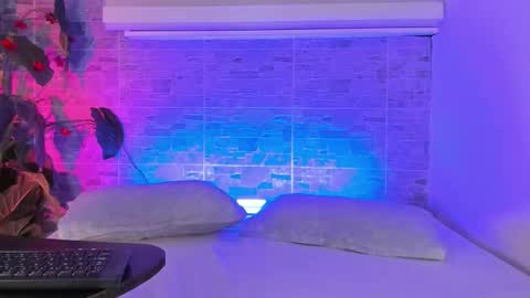 bellablazze online show from 11/21/25, 11:53