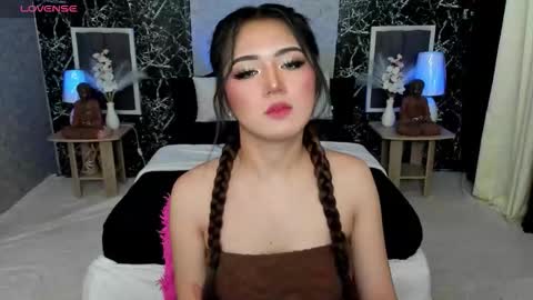 Bella online show from 10/06/25, 07:17