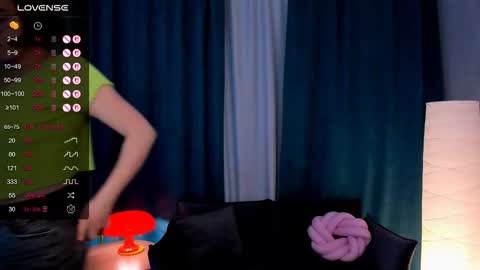 hello guys im Bella online show from 12/04/25, 09:18