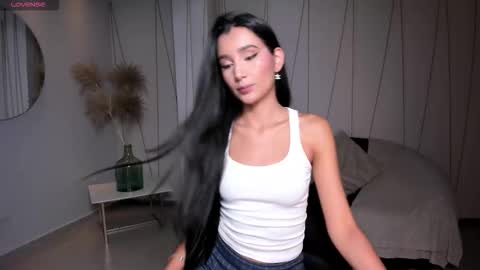  Bella C  online show from 03/22/26, 06:00