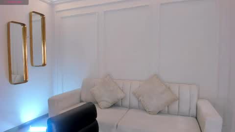 Snapshot of bellacarteer_ chatting on 04/24/26, 07:49 Bella C online show from 04/24/26, 07:49