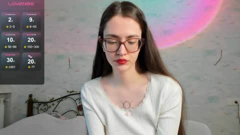Snapshot of bellacatlovesmeat chatting on 05/08/26, 02:44 BellaCatLovesMeat online show from 05/08/26, 02:44