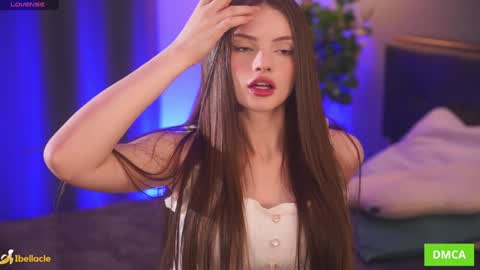 Bella I took a vacation and Ill be back on December 18th So dont lose me To keep in touch I have a TG -  you can find below online show from 11/24/25, 07:52