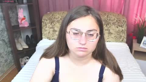Snapshot of bellacohen chatting on 06/15/26, 05:20 Anna online show from 06/15/26, 05:20