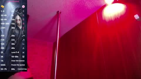 Snapshot of belladona_trix chatting on 06/17/26, 07:26 belladona_trix online show from 06/17/26, 07:26