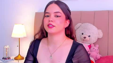 Snapshot of bellafontana chatting on 05/13/26, 06:05 BellaFontana online show from 05/13/26, 06:05