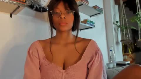 Snapshot of bellahproudly chatting on 04/29/26, 07:09 Bellah online show from 04/29/26, 07:09