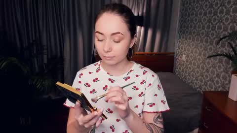 Bella online show from 04/22/26, 08:06