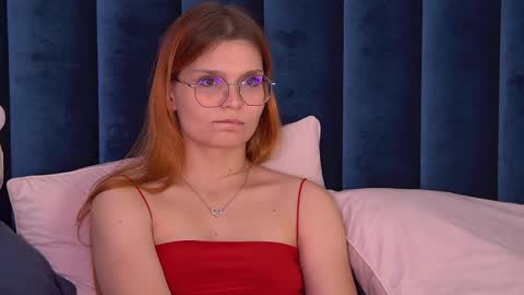 BellaMarebelle online show from 09/23/25, 04:43