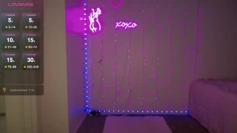 Bella Monroe online show from 04/09/26, 06:19