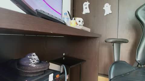 Camille  online show from 10/22/25, 08:30