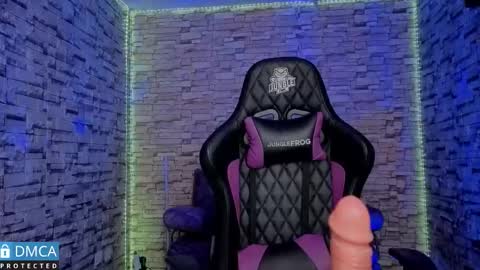   online show from 09/22/25, 08:00