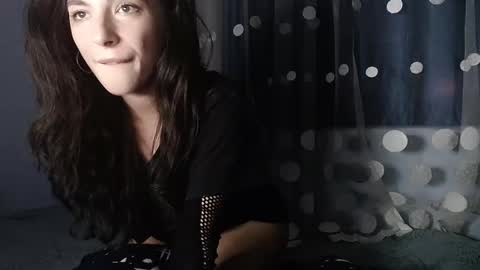 Snapshot of bellaqueen0701 chatting on 02/04/25, 08:59 bellaqueen0701 online show from 02/04/25, 08:59