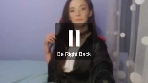 Snapshot of bellaqueen0701 chatting on 02/09/25, 02:28 bellaqueen0701 online show from 02/09/25, 02:28