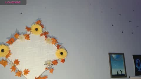 Snapshot of bellaqueen0701 chatting on 10/01/25, 10:16 bellaqueen0701 online show from 10/01/25, 10:16