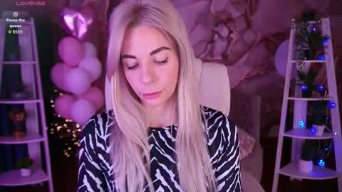 Bella online show from 02/21/26, 10:00