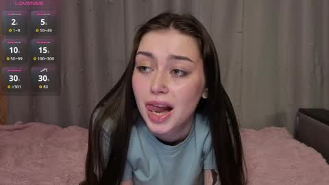 Daniela online show from 03/25/26, 12:00