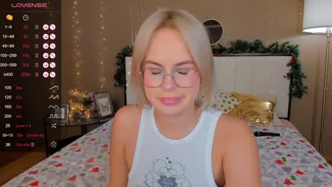 Snapshot of bellatip chatting on 01/16/25, 04:07 Bella online show from 01/16/25, 04:07