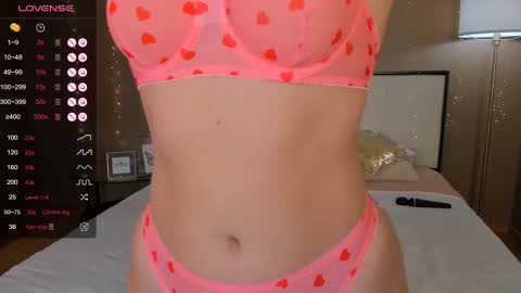 Snapshot of bellatip chatting on 02/12/25, 04:12 Bella online show from 02/12/25, 04:12